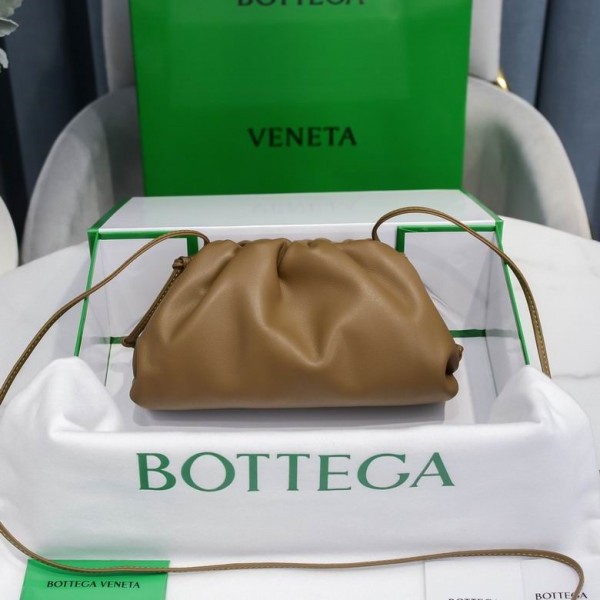 Bottega Venete Pouch Bag BV155