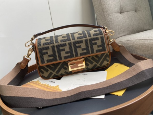 Fendi Baguette Medium Bag FD-032