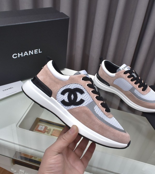 Chanel Low-top Sneaker CHN-024