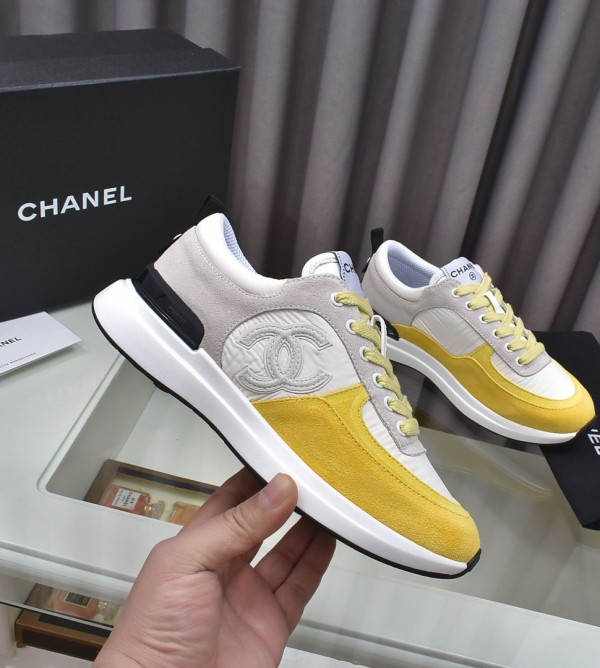 Chanel Low-top Sneaker CHN-025