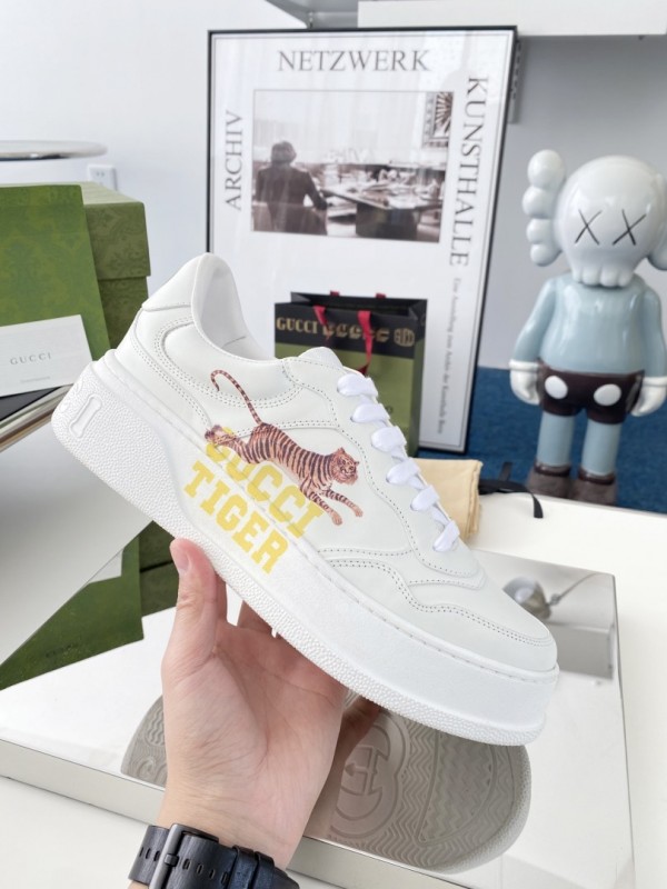 Gucci White Sneaker  GUCS-012