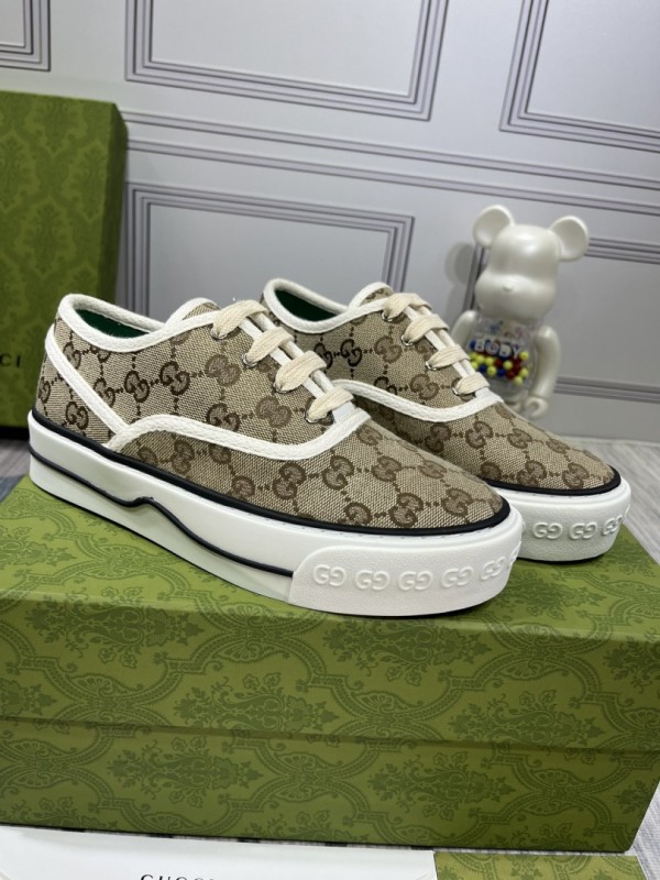 Gucci Tennis 1977 Slip-on Sneaker GUCS-039