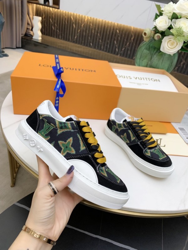 LV Monogram Sneaker LVS-137