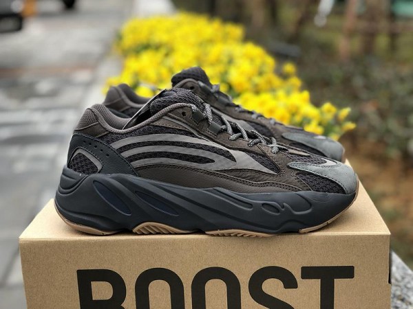 2019 Adidas Yeezy Boost 700 v2 "Geode" EG6860 (AYZN002)