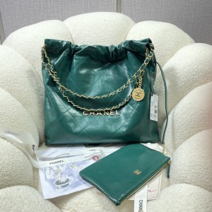 Chanel 22 Medium Handbag - 22BAG031