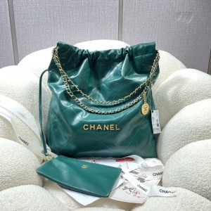 Chanel 22 Large Handbag - 22BAG032