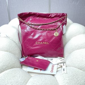 Chanel 22 Large Handbag - 22BAG064
