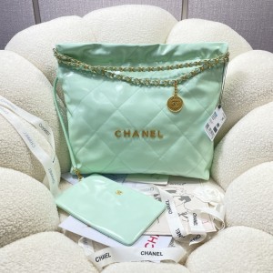 Chanel 22 Medium Handbag - 22BAG075