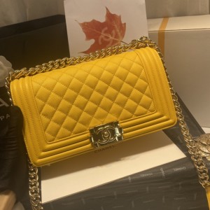 Chanel BOY Handbag 25cm - BOY187