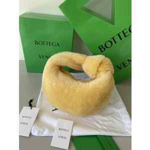 Bottega Veneta Mini Jodie BV099