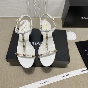 Chanel Women Sandals White CHN-087