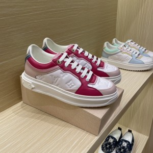 LV Time Out Sneaker LVS-104