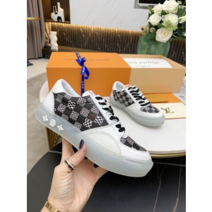 LV Monogram Sneaker LVS-136