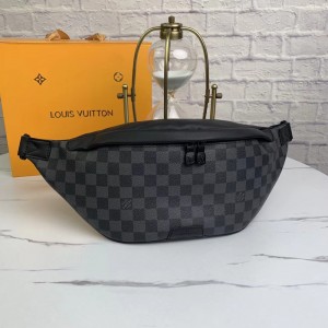 Louis Vuitton Men Discovery Bumbag Belt Bag (LV-BG-N40187)